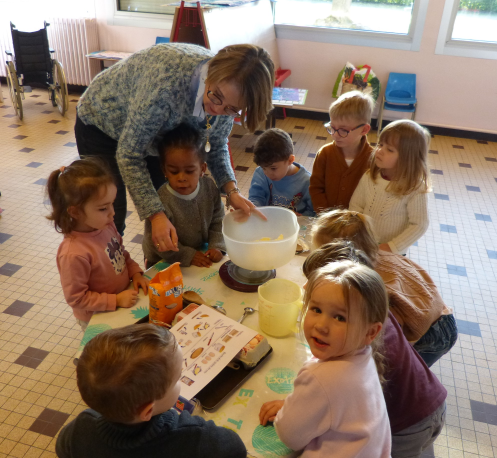 Galette Des Rois Et Reines Cole Maternelle Jacques Pr Vert Genlis